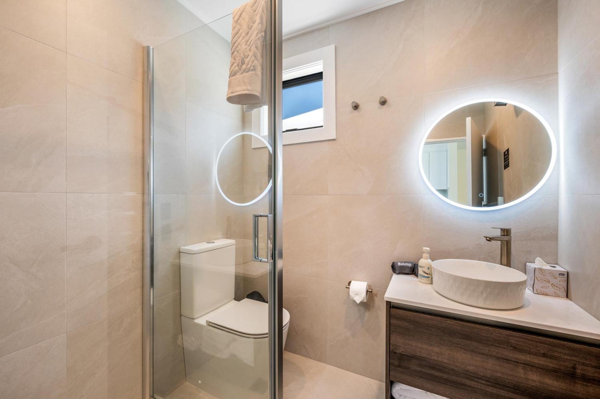 Luxe Suites & Apartments Queenstown Zewnętrze zdjęcie