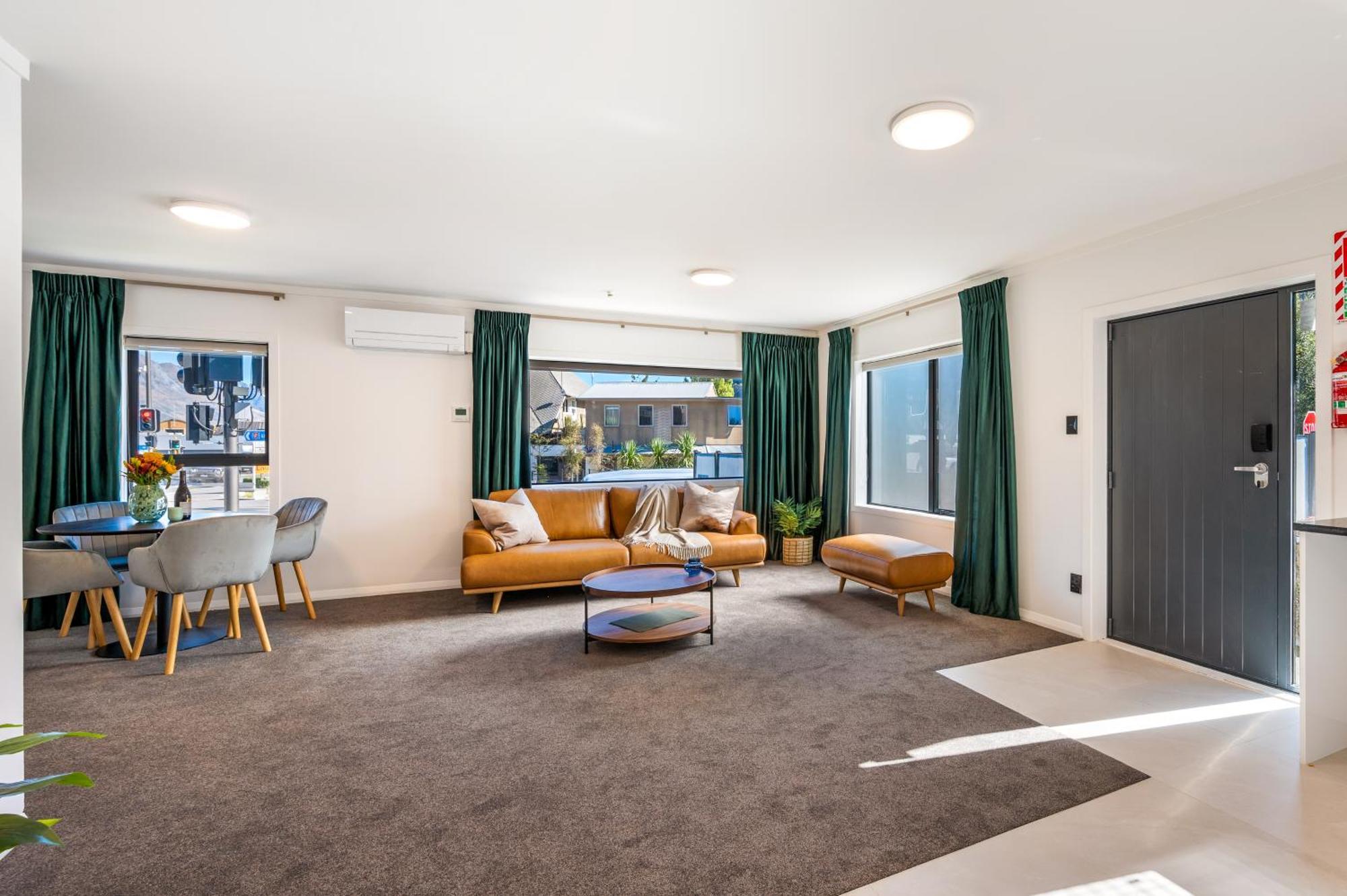 Luxe Suites & Apartments Queenstown Zewnętrze zdjęcie