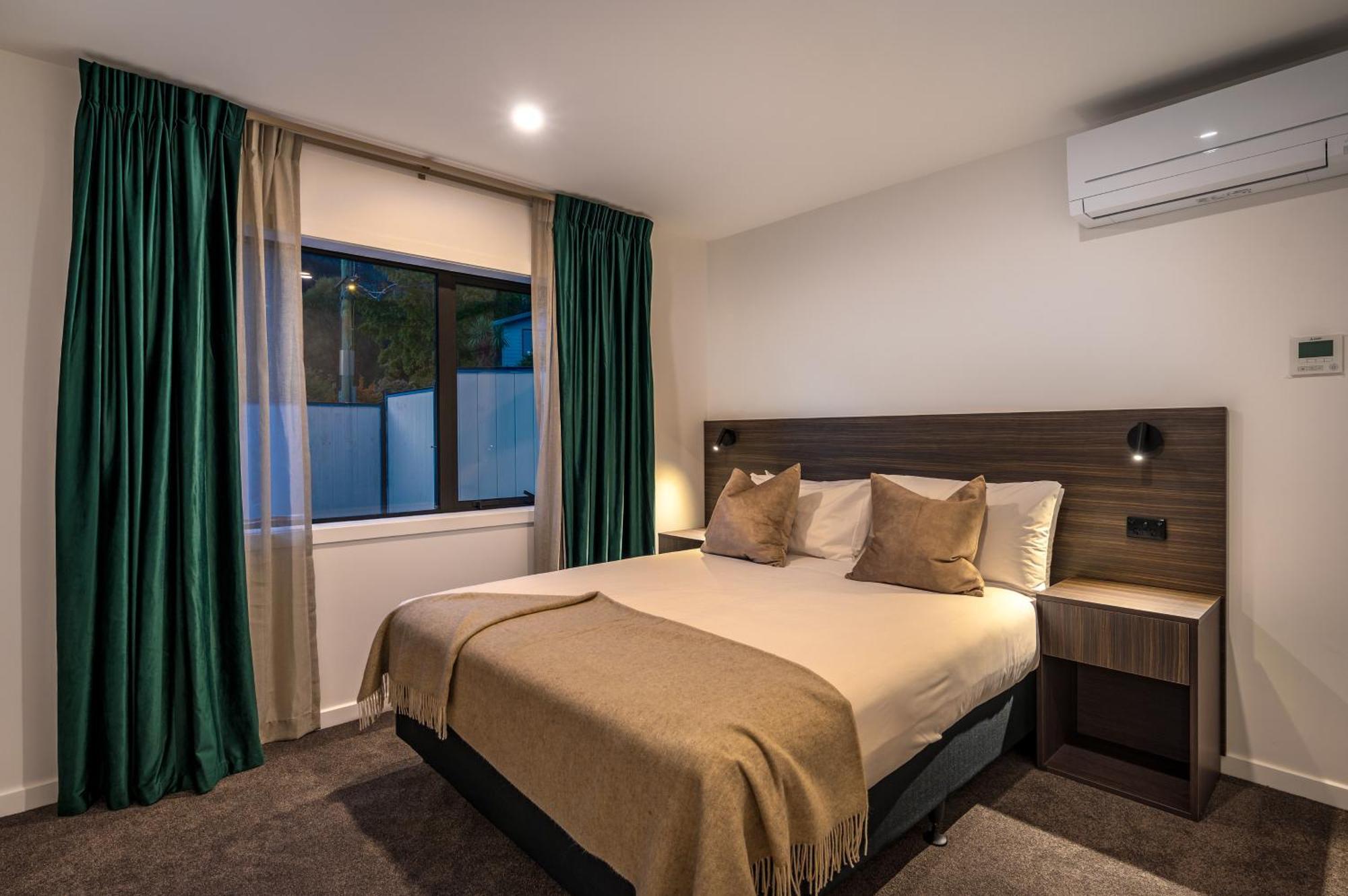 Luxe Suites & Apartments Queenstown Zewnętrze zdjęcie