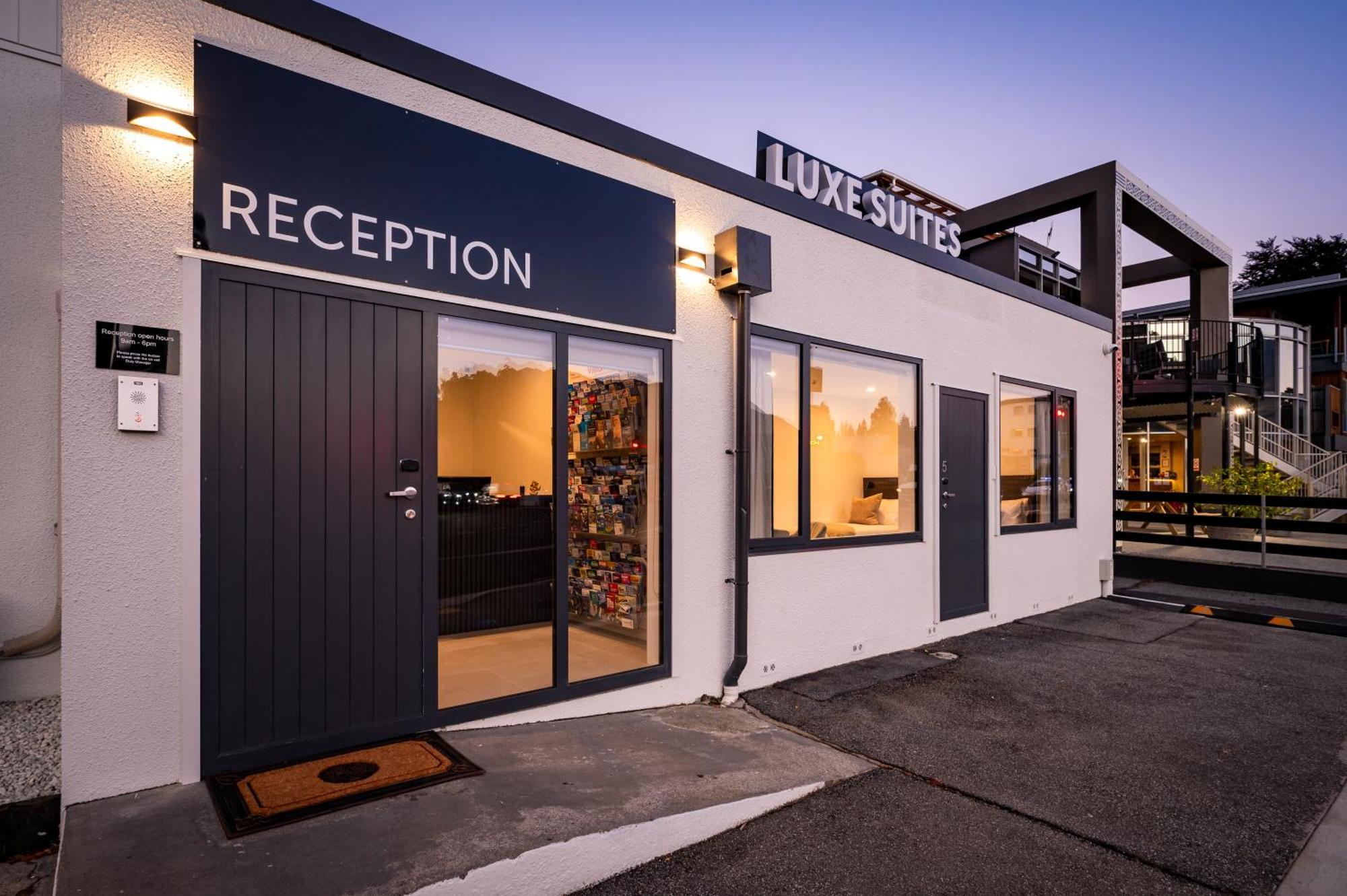 Luxe Suites & Apartments Queenstown Zewnętrze zdjęcie