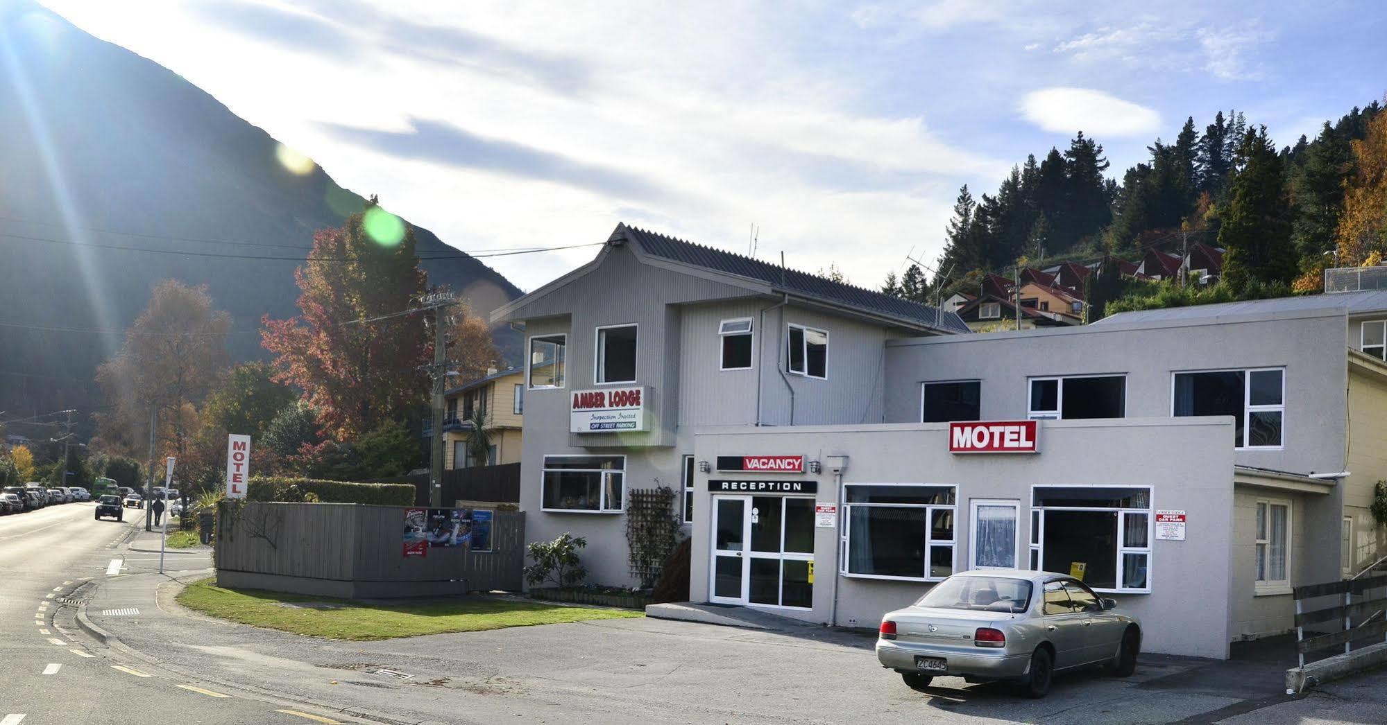 Luxe Suites & Apartments Queenstown Zewnętrze zdjęcie